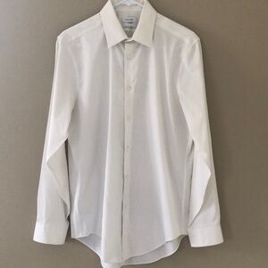 Calvin Klein men’s dress shirt